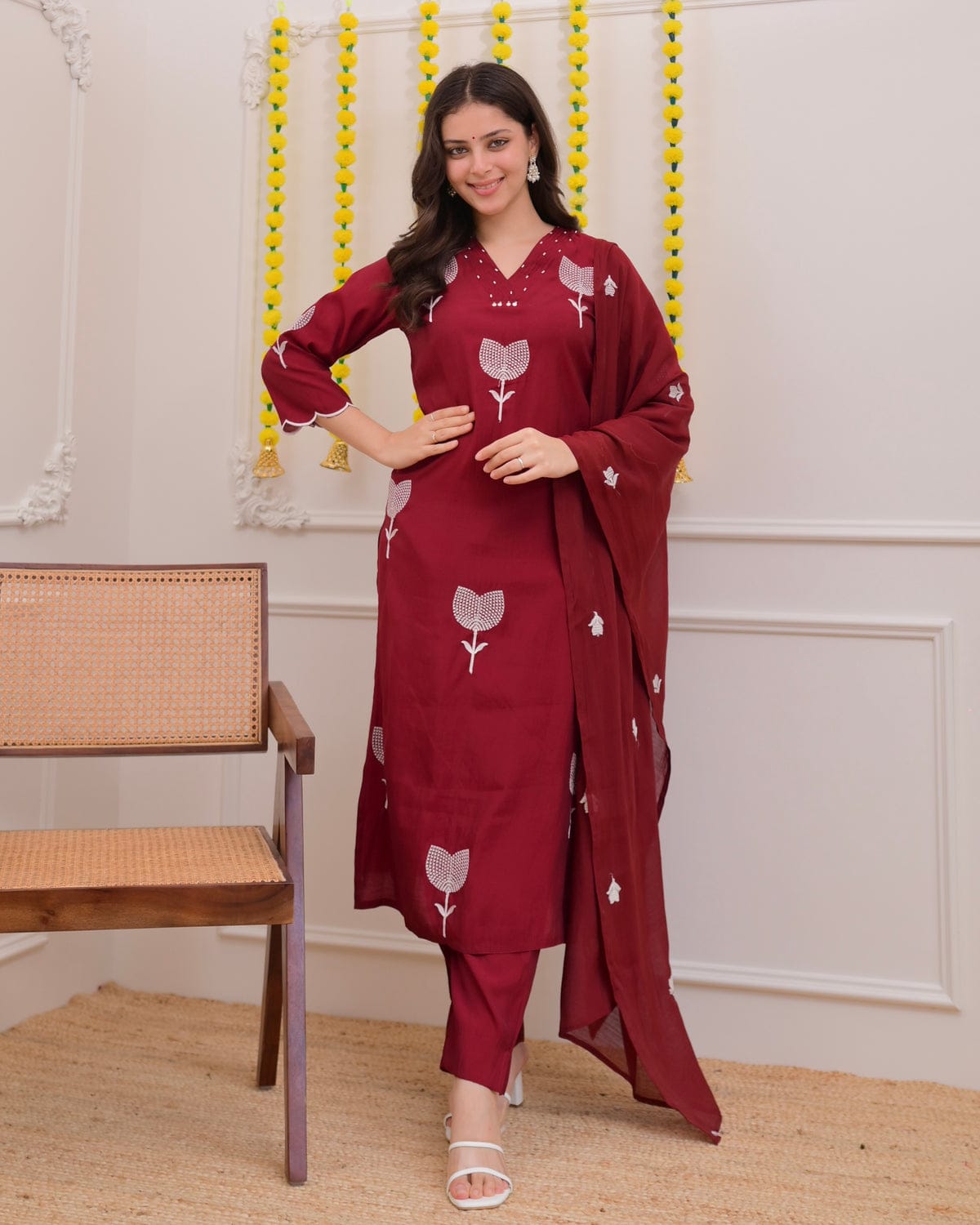 Maroon-licious thread embroidered 3pc kurta set