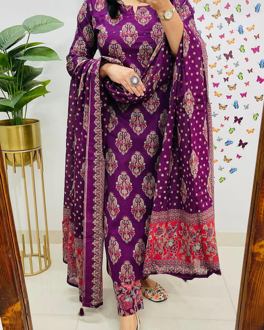 Women Cotton Embroidered Wine Straight kurta 3pc